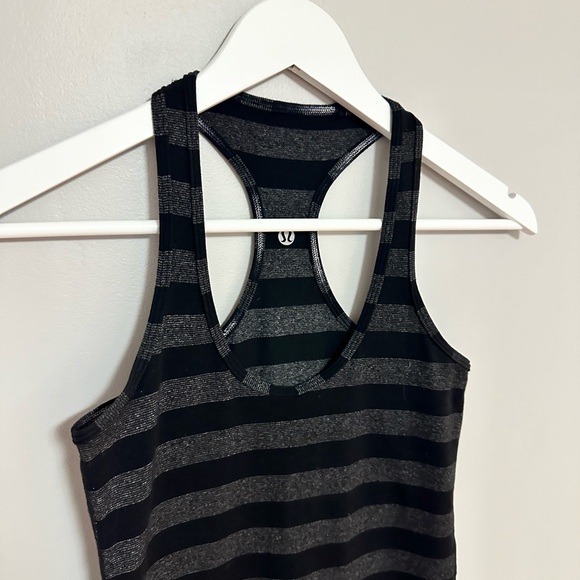 Lululemon Cool Racerback Tank Top Size 6 - Picture 3 of 5